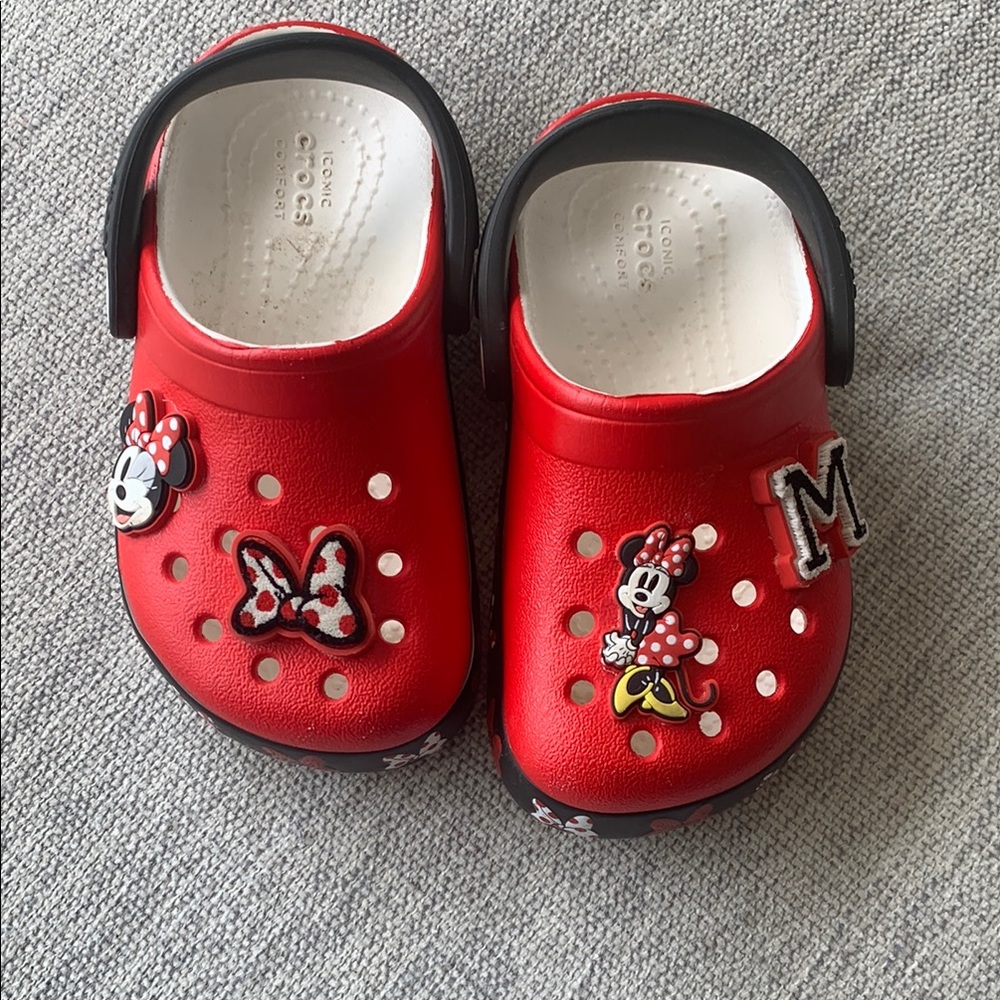 CROCS Red and Black Slippers with Minnie Mouse Charms